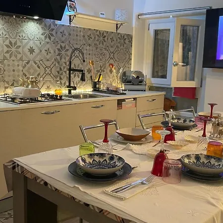 Casa Riad,gioiello Del Cortiletto Vakantiehuis