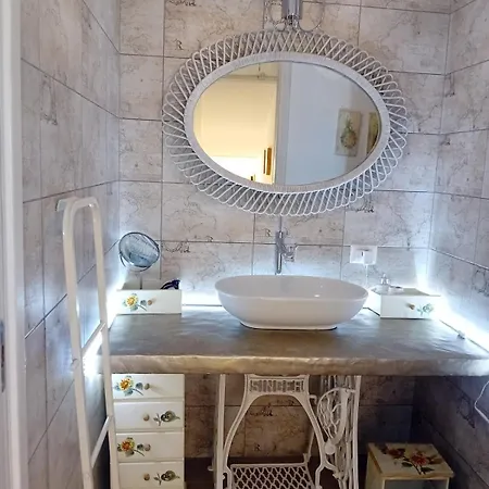 Casa Riad,gioiello Del Cortiletto * Lesmo